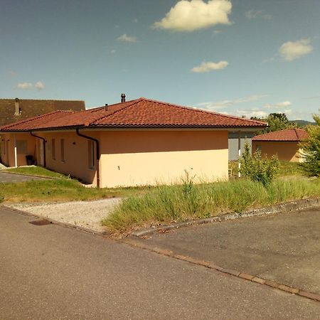 Bed And Breakfast Villa Hallau Екстер'єр фото